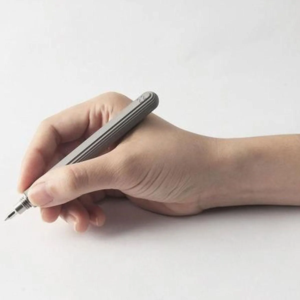 22Studio Rollerball Pen - Contour Grey Concrete Barrel | CRP01000