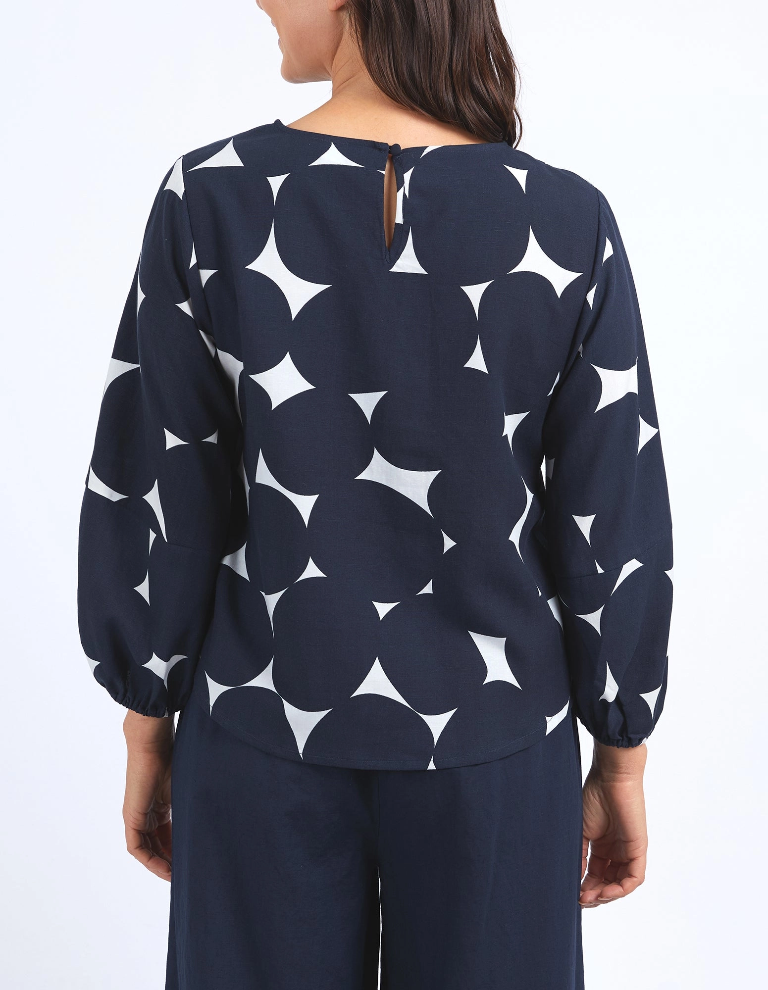 Elm Demi Spot Top Spot Print