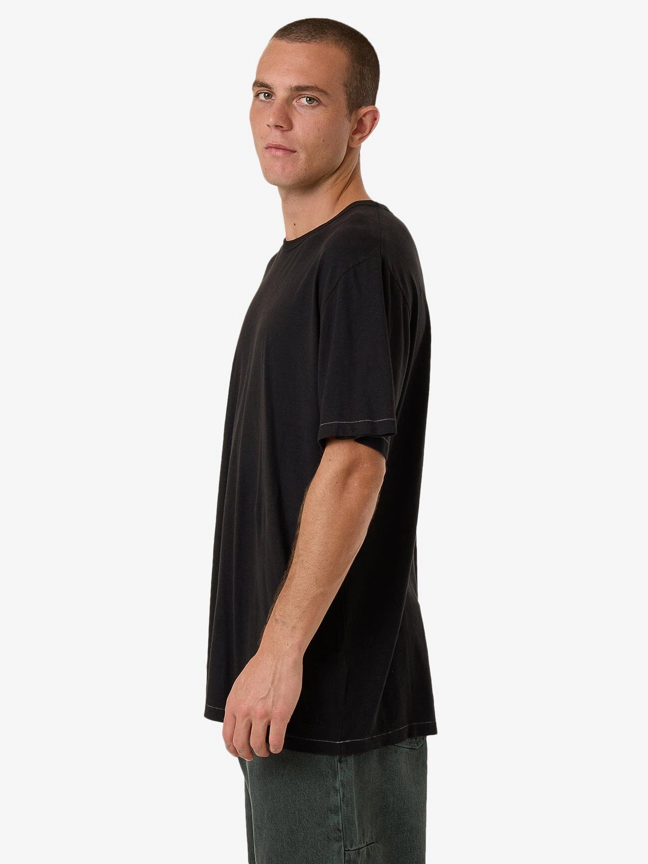 Hemp Thrills Embro Lightweight Contrast Stitch Merch Fit Tee - Black