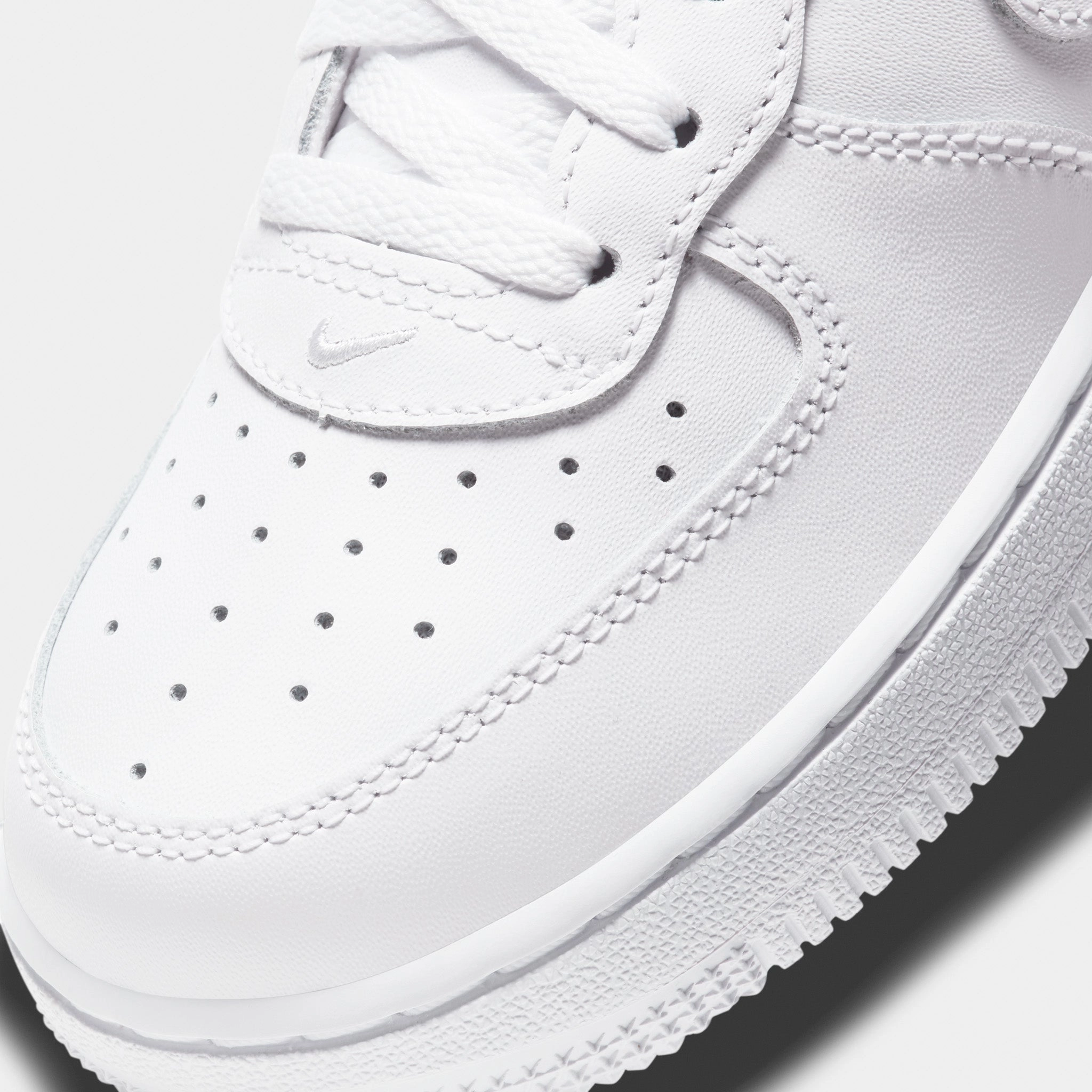Nike Air Force 1 LE PS White / White