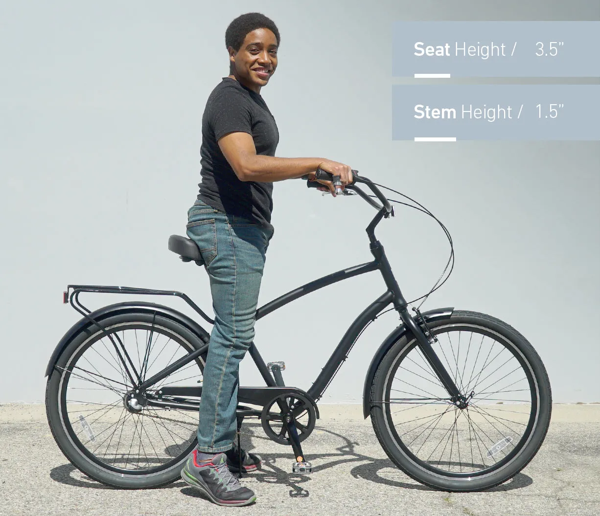 sixthreezero EVRYjourney Deluxe Men's 26" 7 Speed Hybrid Cruiser Bicycle w/ Integrated Lock, Basket, Light