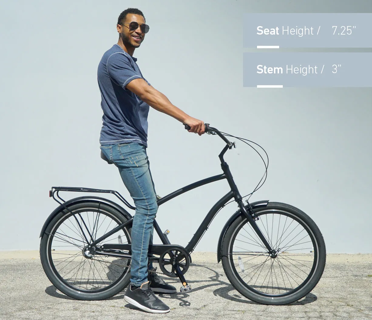 sixthreezero EVRYjourney Deluxe Men's 26" 7 Speed Hybrid Cruiser Bicycle w/ Integrated Lock, Basket, Light