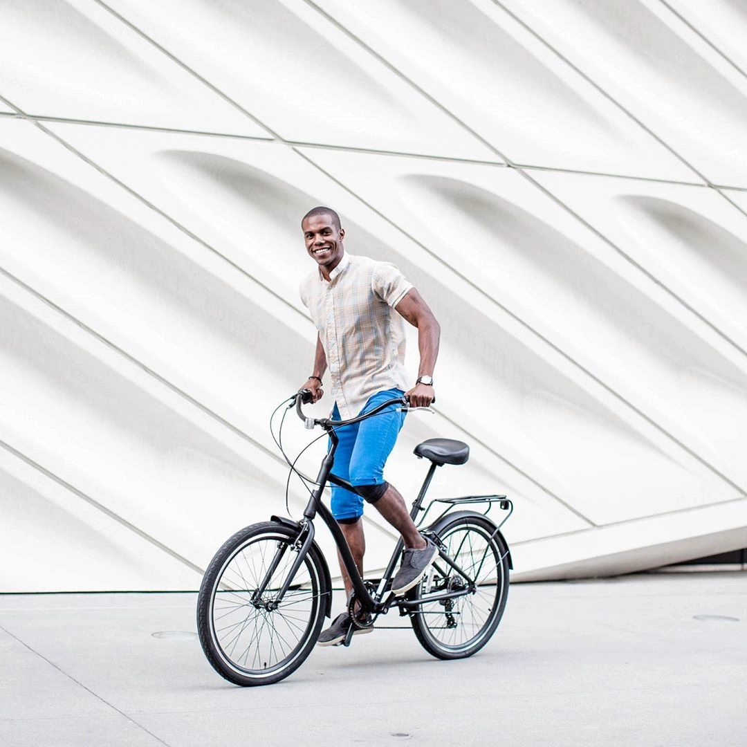 sixthreezero EVRYjourney Men's w/ Integrated Lock 26" 7-Speed Sport Hybrid Cruiser Bicycle