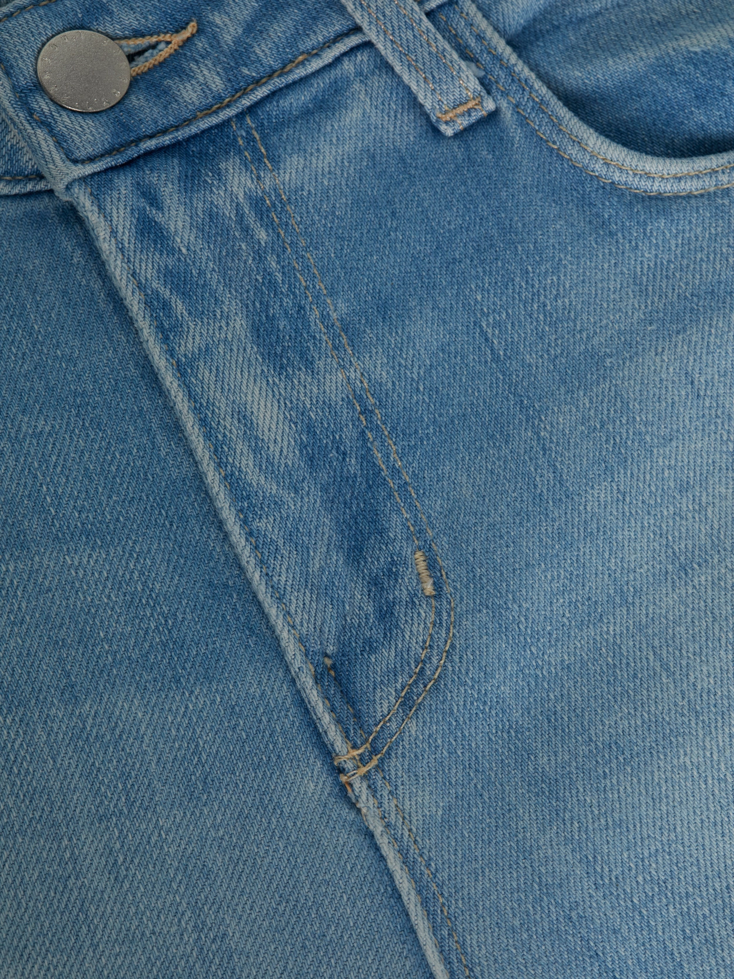 Sneeki Low-Rise Straight-Leg Jean
