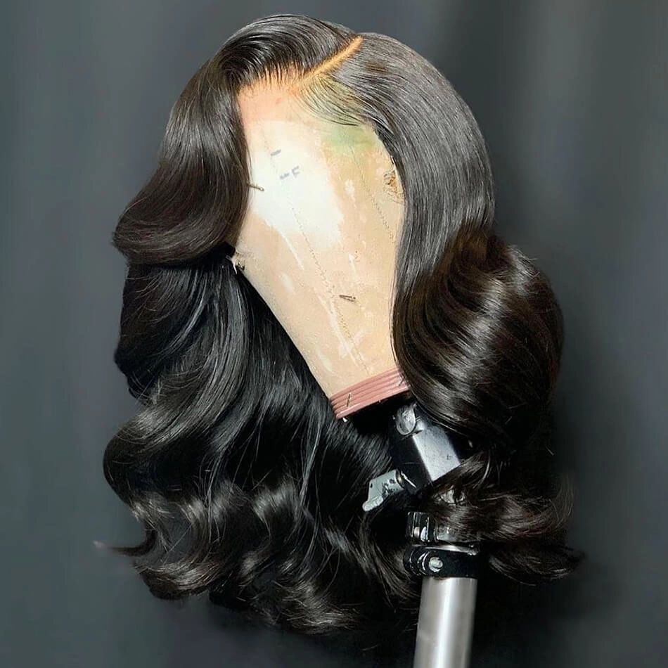Tuneful Loose Body Wave Elegant Short Wavy Shoulder Length Wigs